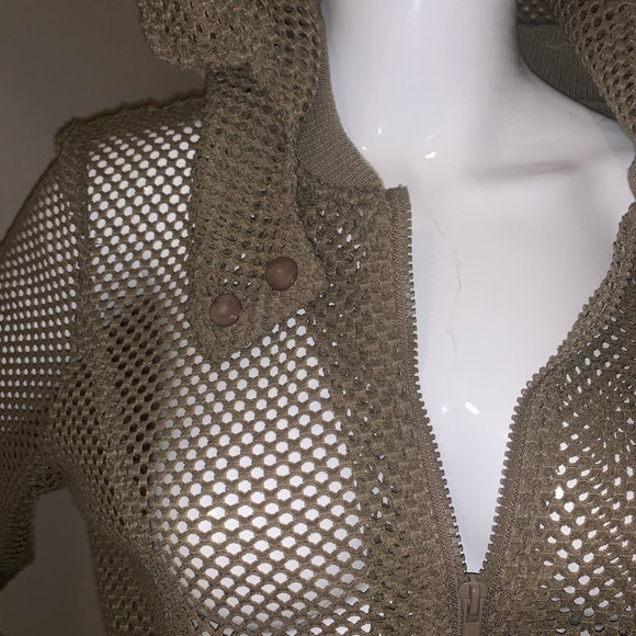 Mesh/Netted material green jacket! - Picture 5 of 8
